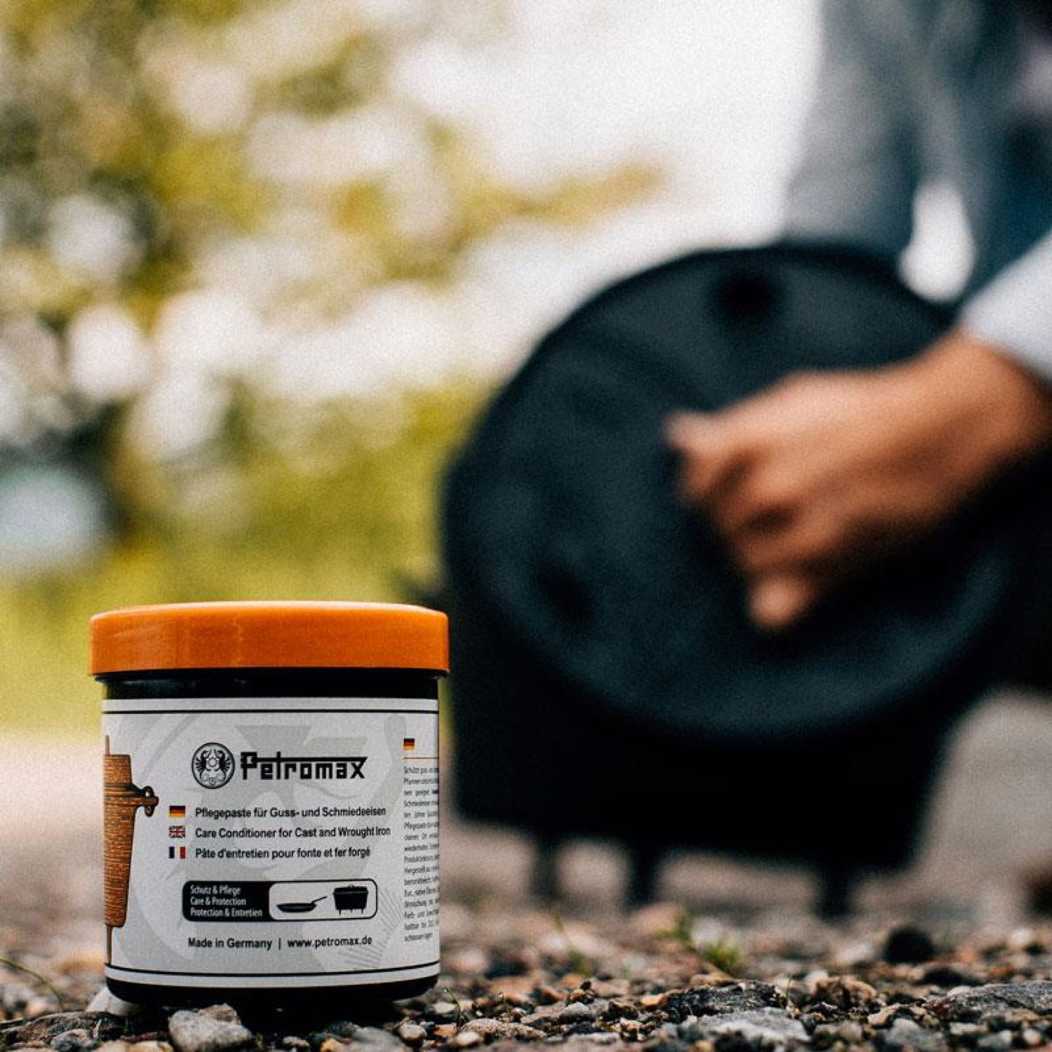 Pflegepaste für Guss- und Schmiedeeisen – Bild 2